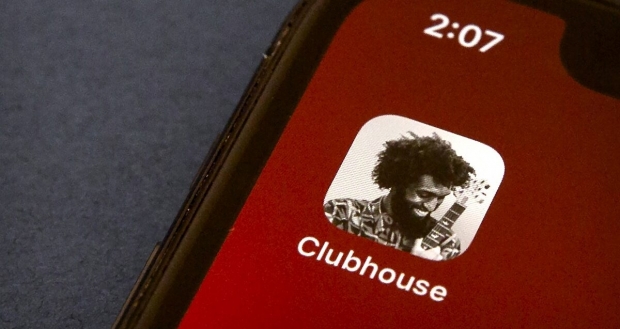 Clubhouse คืออะไร ดียังไง ทำไมถึงฮิตกันจัง?